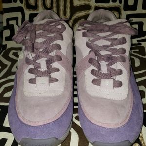 Lavender fashion sneakers